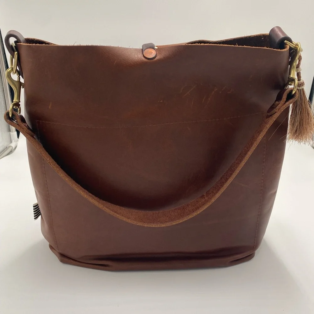 Meanwhile Back on the Farm Carryall and Crossbody - Picture 5 of 11